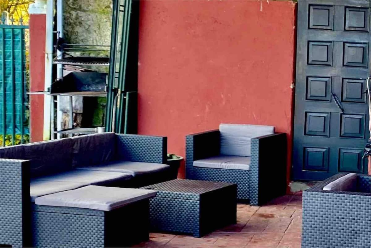 Alojamiento Entero Con Piscina Y Jardin. Ourense Ngoại thất bức ảnh