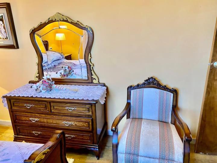 Alojamiento Entero Con Piscina Y Jardin. Ourense Ngoại thất bức ảnh