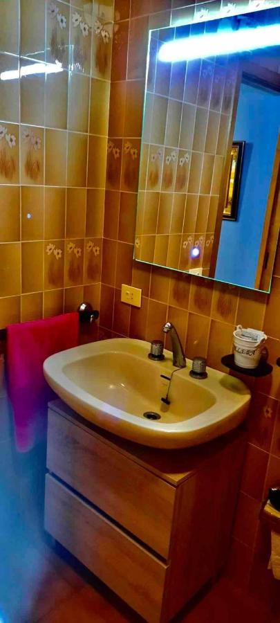 Alojamiento Entero Con Piscina Y Jardin. Ourense Ngoại thất bức ảnh