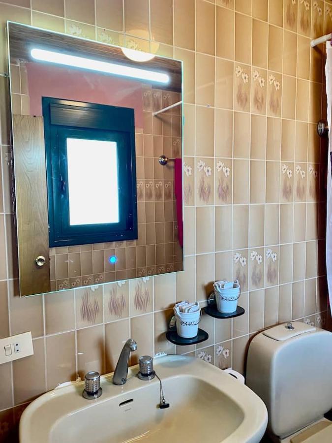 Alojamiento Entero Con Piscina Y Jardin. Ourense Ngoại thất bức ảnh