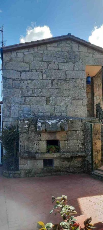 Alojamiento Entero Con Piscina Y Jardin. Ourense Ngoại thất bức ảnh